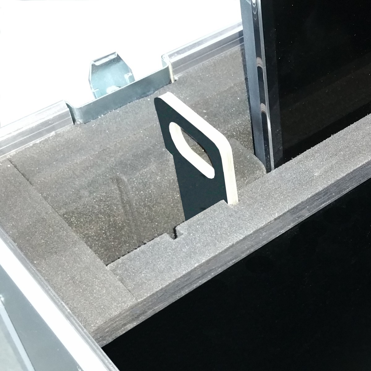 Flightcase für ca. 55-65'' Displays Variabel
